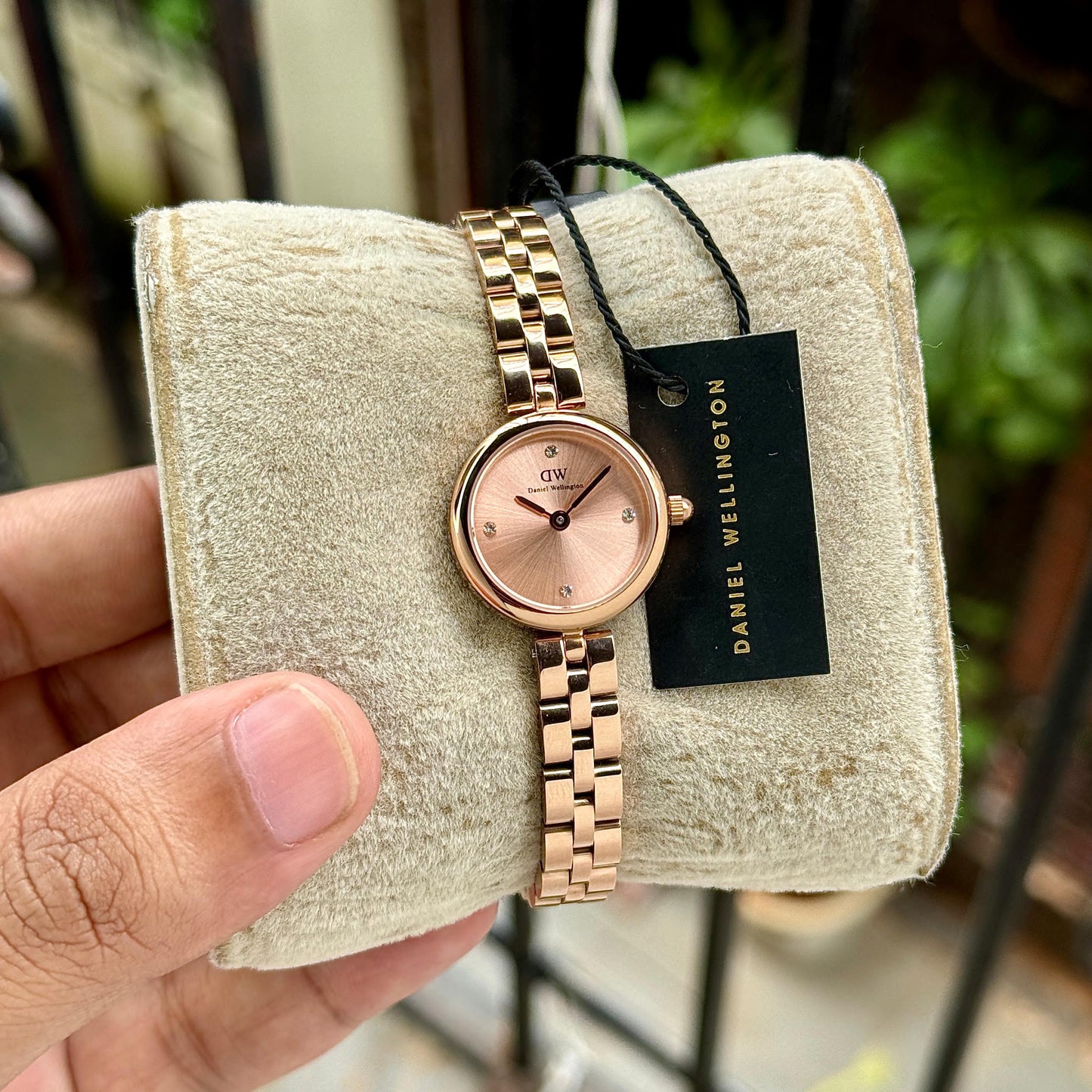 DW Elan Lumine Matte Black Rose Gold Fashion Watch – Luxevion